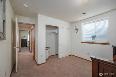 32611 Lakeshore Drive NE Coulee City WA 99115