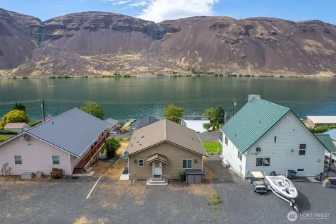 32611 Lakeshore Drive NE Coulee City WA 99115
