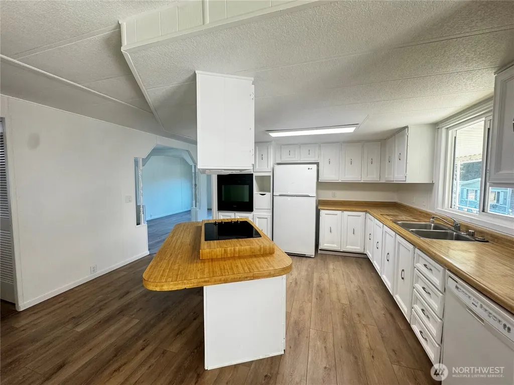 111 Dryke Road Sequim WA 98382