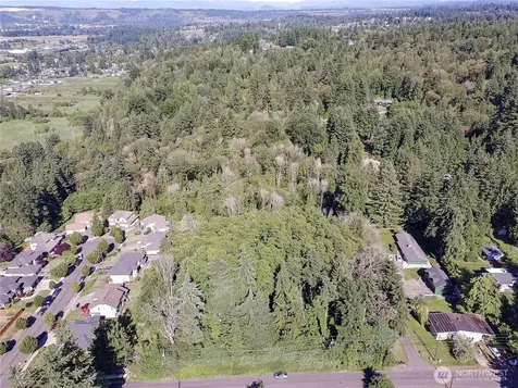 1701 13th Street SE Puyallup WA 98372