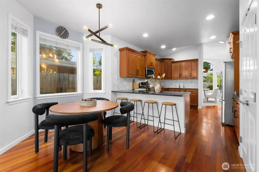 1756 Monroe Avenue NE Renton WA 98056