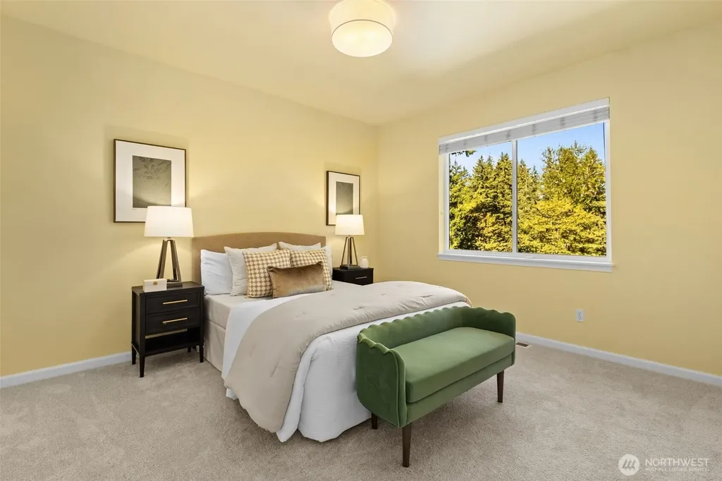 1756 Monroe Avenue NE Renton WA 98056