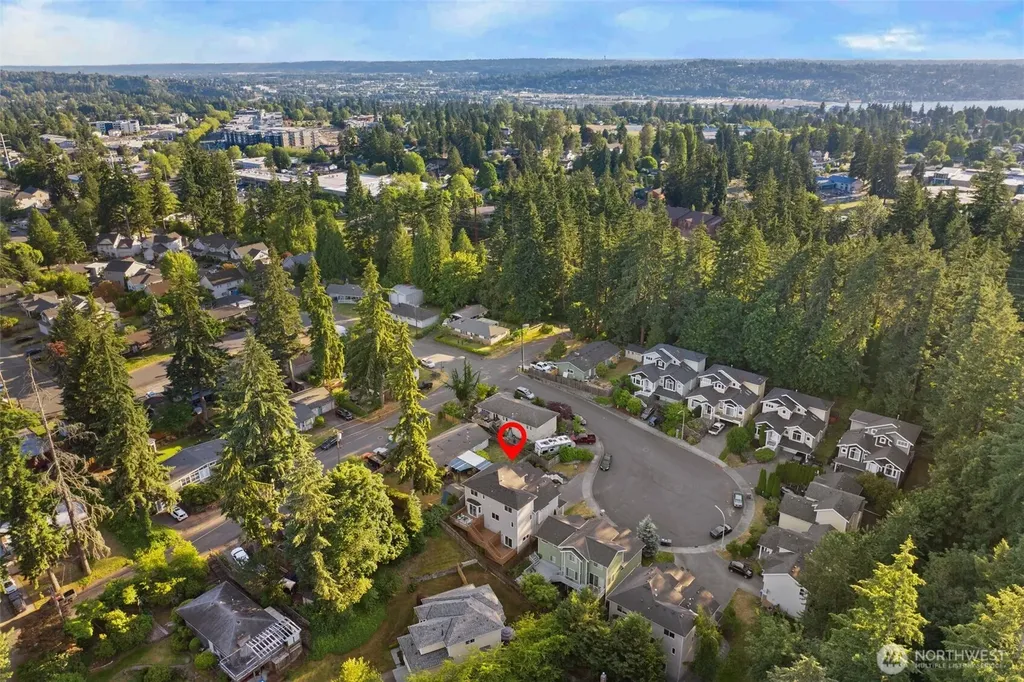 1756 Monroe Avenue NE Renton WA 98056