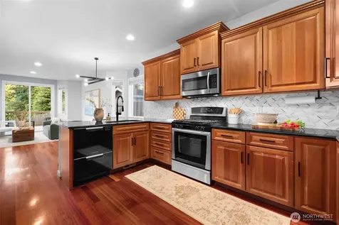 1756 Monroe Avenue NE Renton WA 98056