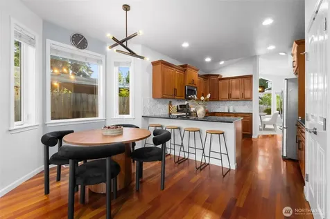 1756 Monroe Avenue NE Renton WA 98056