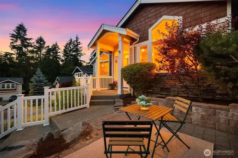 1756 Monroe Avenue NE Renton WA 98056