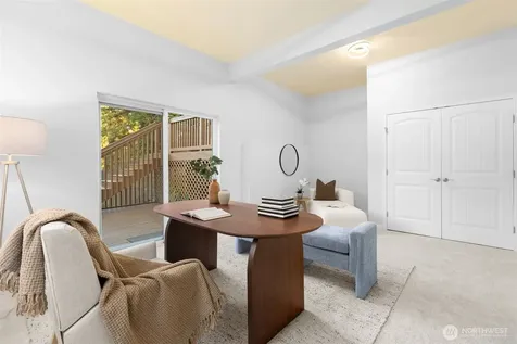 1756 Monroe Avenue NE Renton WA 98056