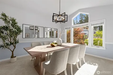 1756 Monroe Avenue NE Renton WA 98056