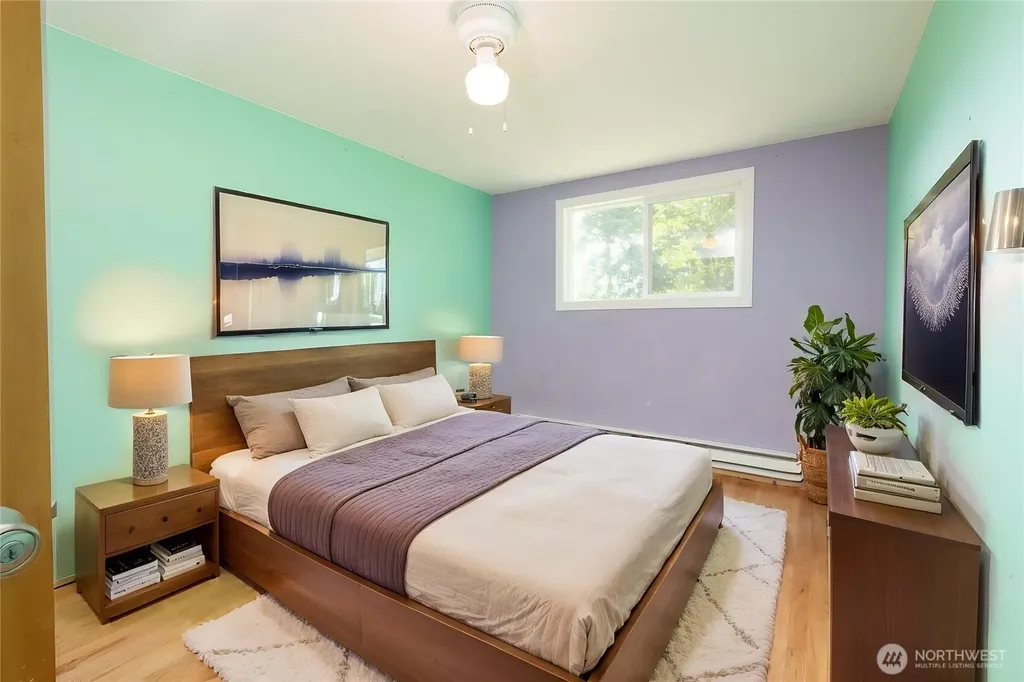 14808 Larch Way Lynnwood WA 98087