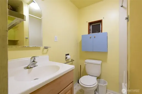 14808 Larch Way Lynnwood WA 98087