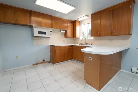 14808 Larch Way Lynnwood WA 98087