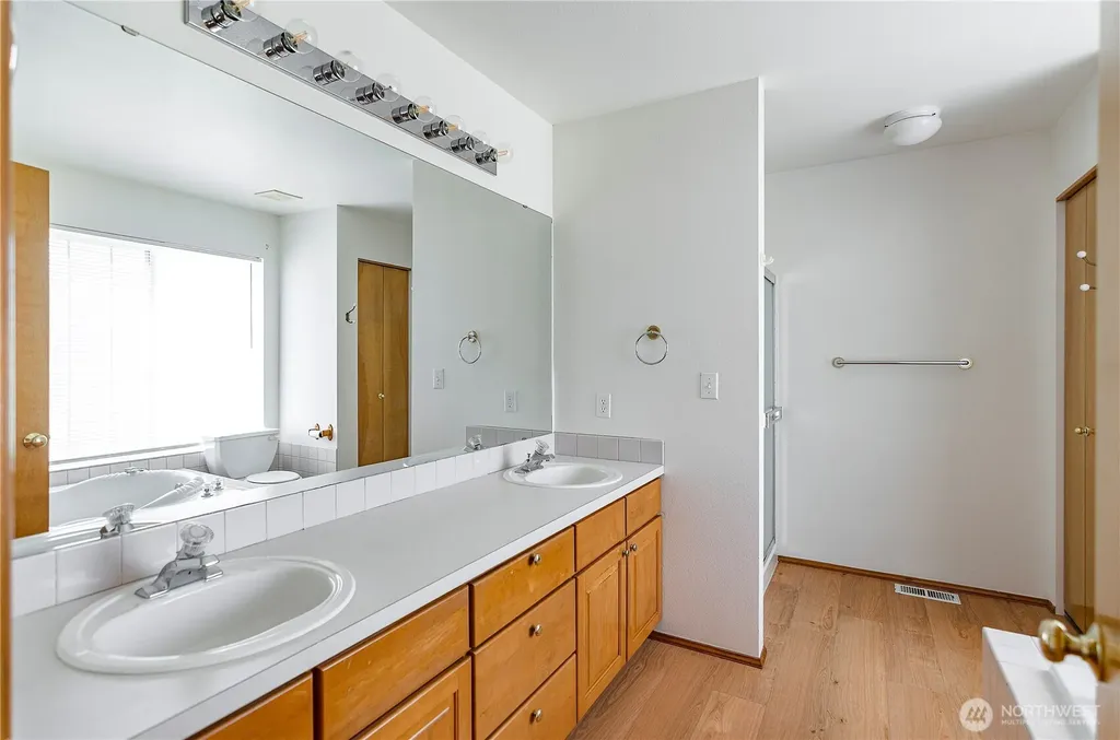 9208 Vancouver Drive NE Lacey WA 98516