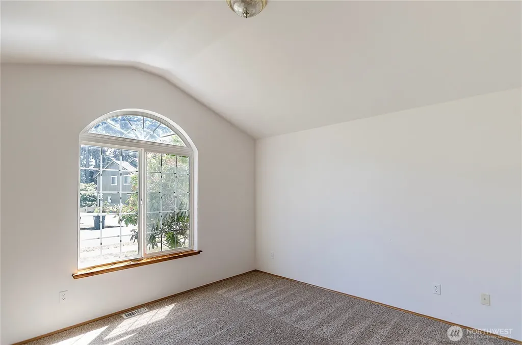 9208 Vancouver Drive NE Lacey WA 98516