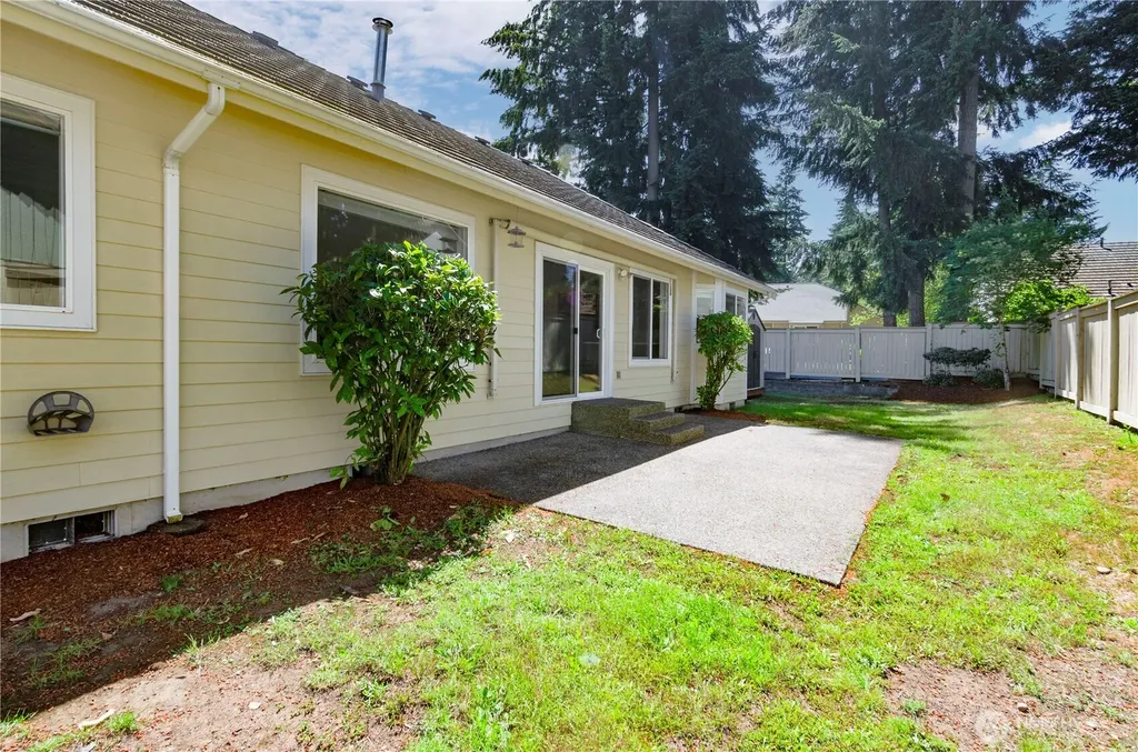 9208 Vancouver Drive NE Lacey WA 98516