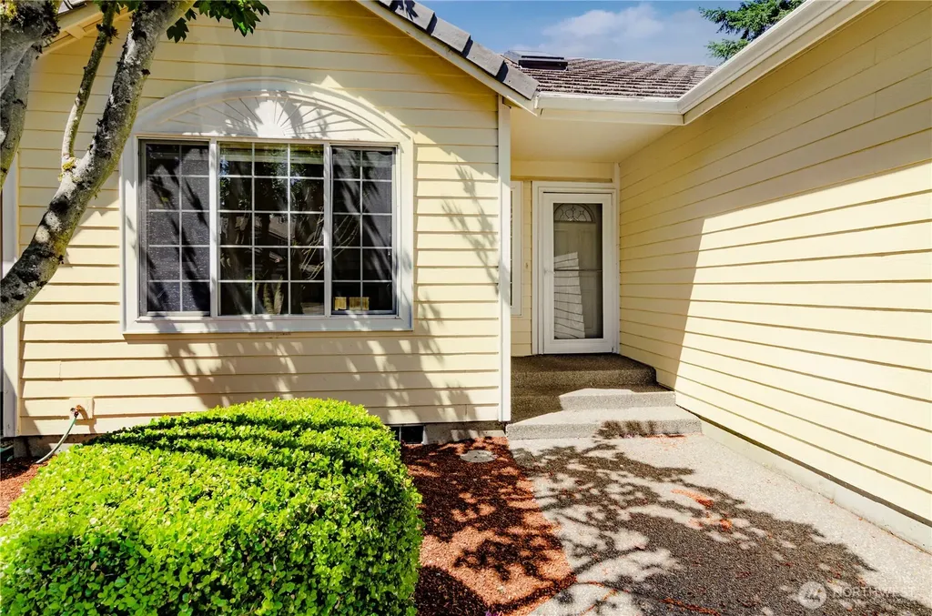 9208 Vancouver Drive NE Lacey WA 98516