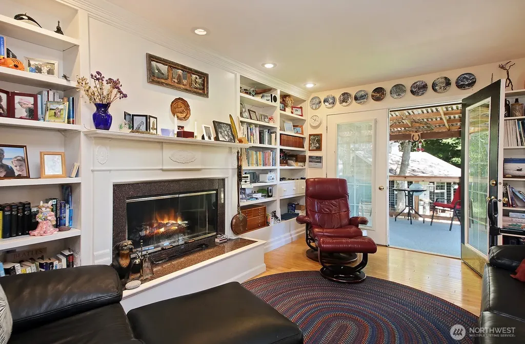 1383 Joseph Lane Freeland WA 98249