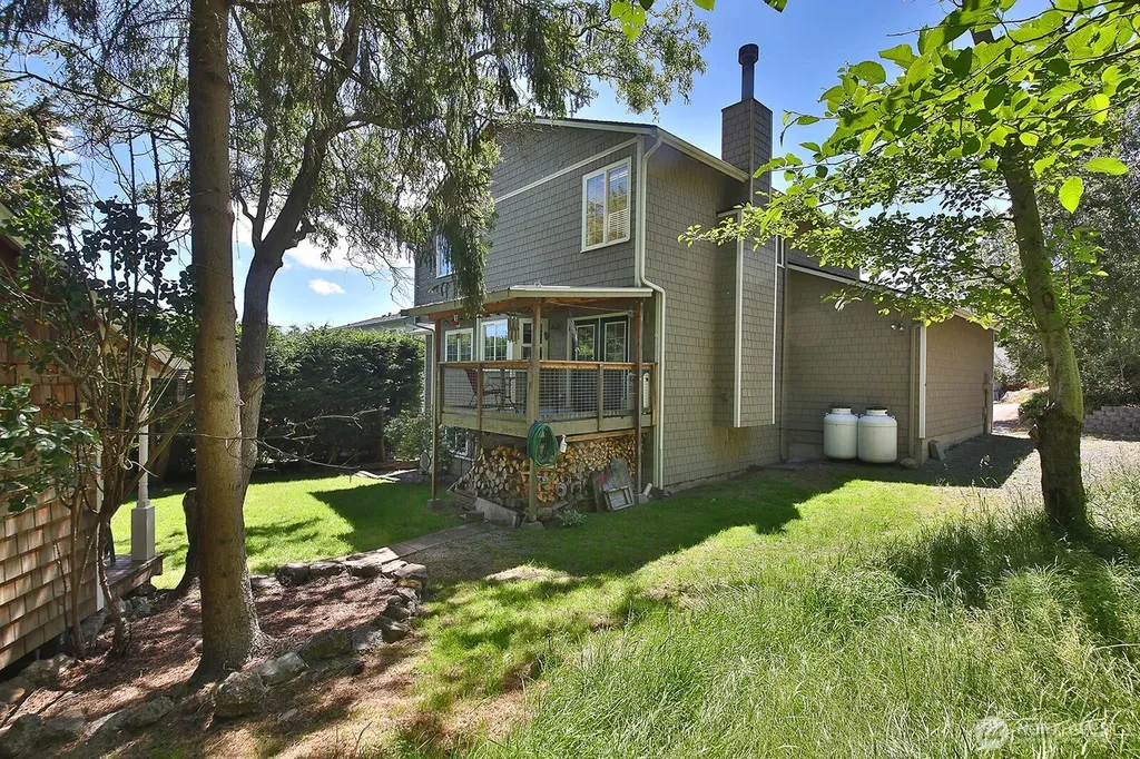 1383 Joseph Lane Freeland WA 98249