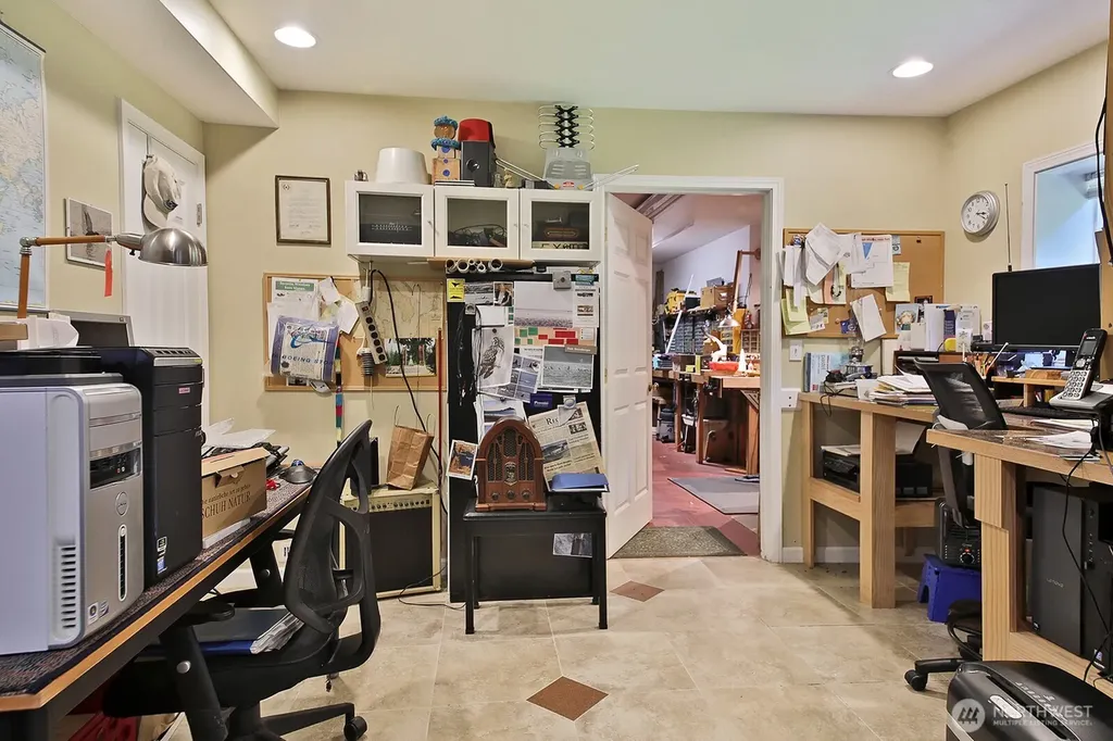 1383 Joseph Lane Freeland WA 98249