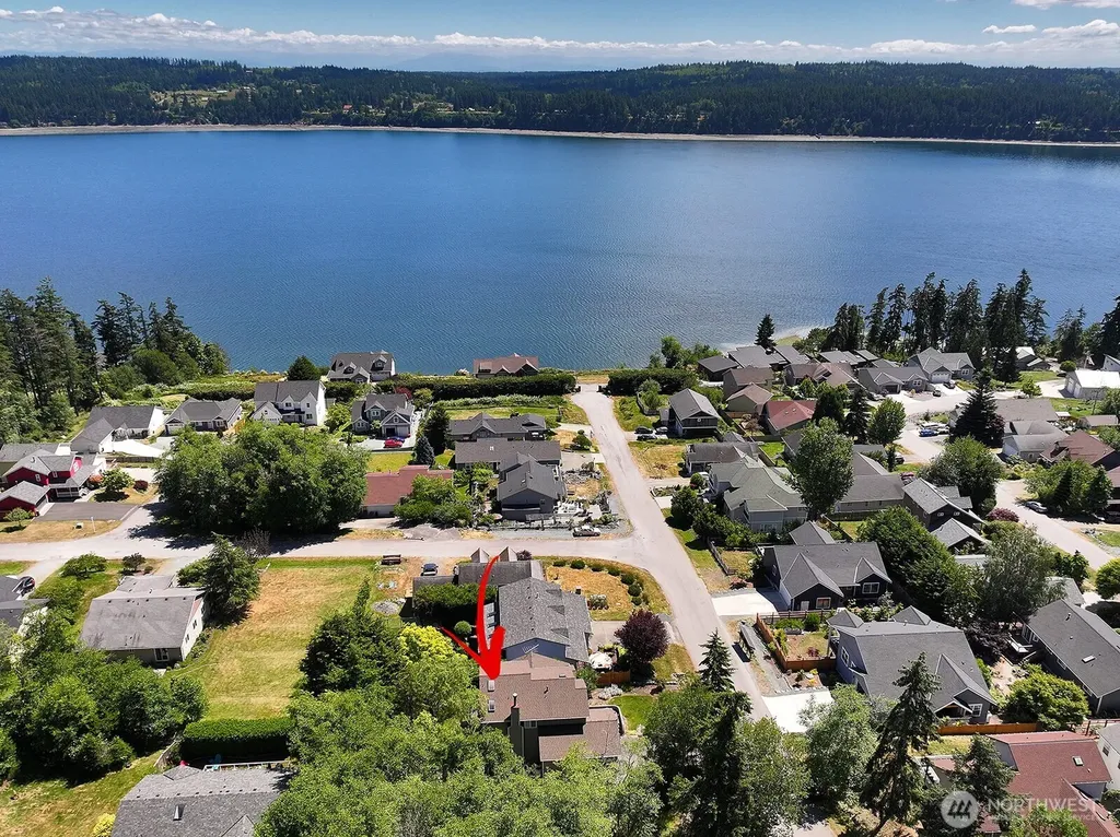 1383 Joseph Lane Freeland WA 98249