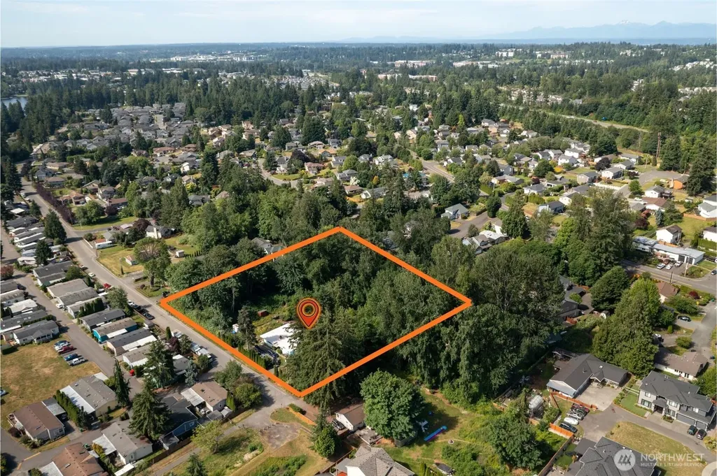14808 Larch Way Lynnwood WA 98087