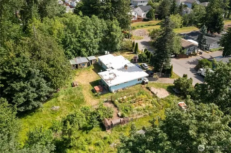 14808 Larch Way Lynnwood WA 98087