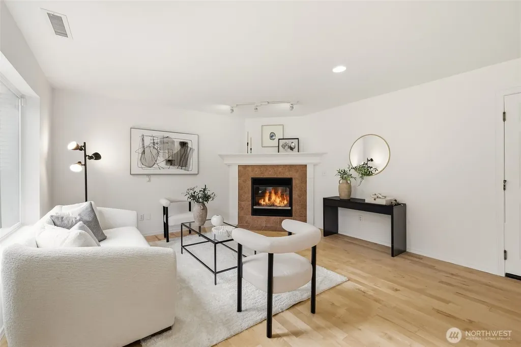 2108 250th Place SE Sammamish WA 98075