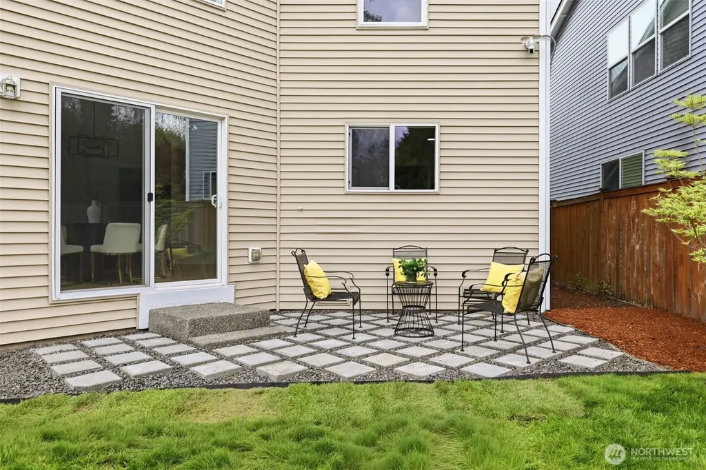 2108 250th Place SE Sammamish WA 98075