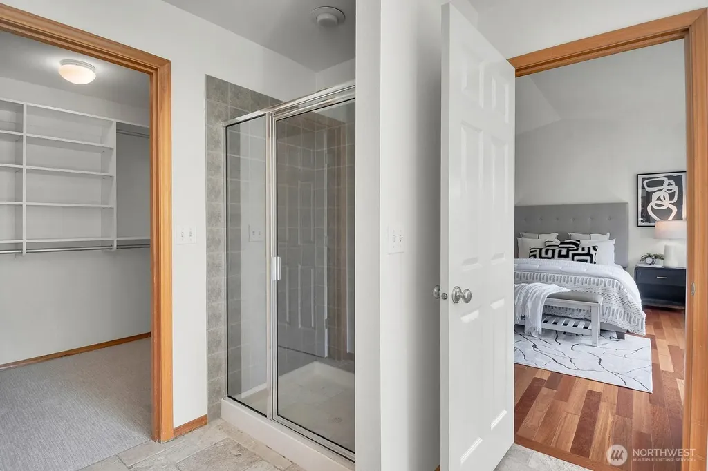 12940 NE 200th Place Woodinville WA 98072