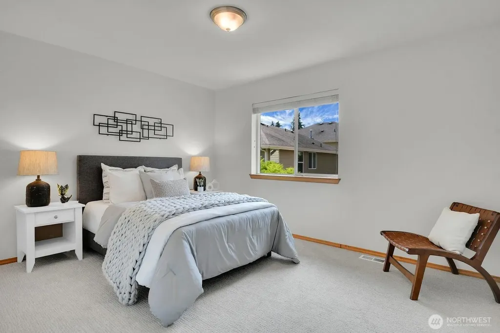 12940 NE 200th Place Woodinville WA 98072