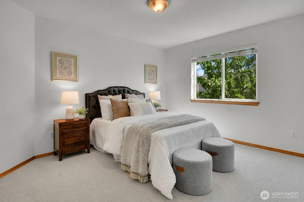 12940 NE 200th Place Woodinville WA 98072