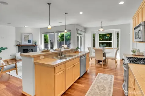 12940 NE 200th Place Woodinville WA 98072