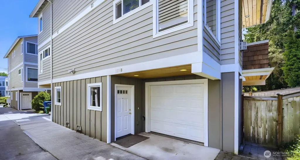 9519 8th Avenue NW Seattle WA 98117