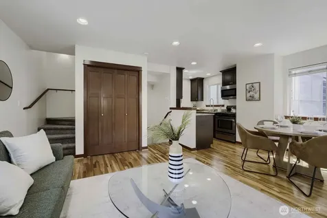 9519 8th Avenue NW Seattle WA 98117