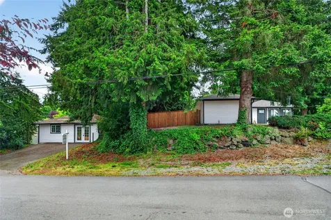 1210 E Seattle Street Kent WA 98030