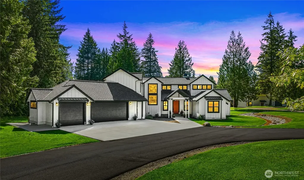 8551 250th Avenue NE Redmond WA 98053