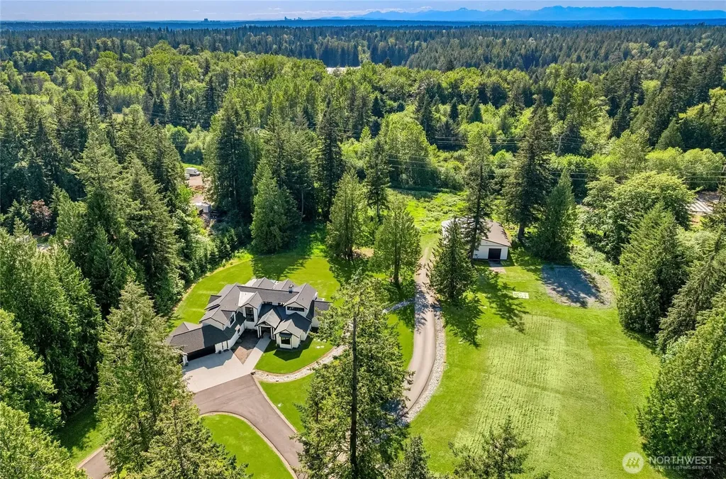 8551 250th Avenue NE Redmond WA 98053