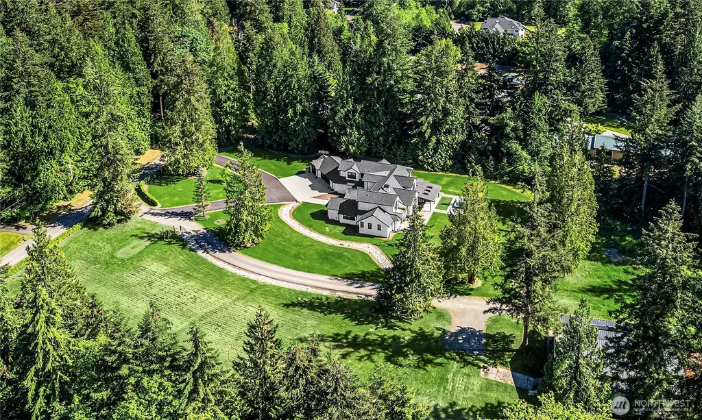 8551 250th Avenue NE Redmond WA 98053