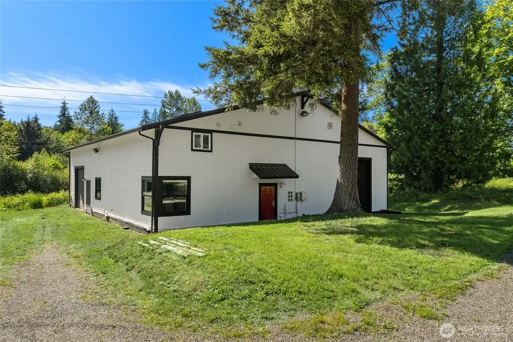 8551 250th Avenue NE Redmond WA 98053