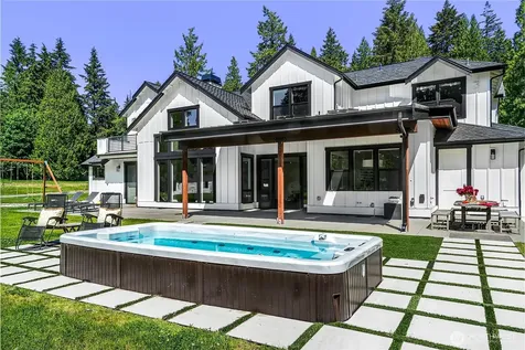 8551 250th Avenue NE Redmond WA 98053
