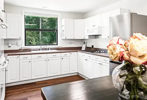 8551 250th Avenue NE Redmond WA 98053