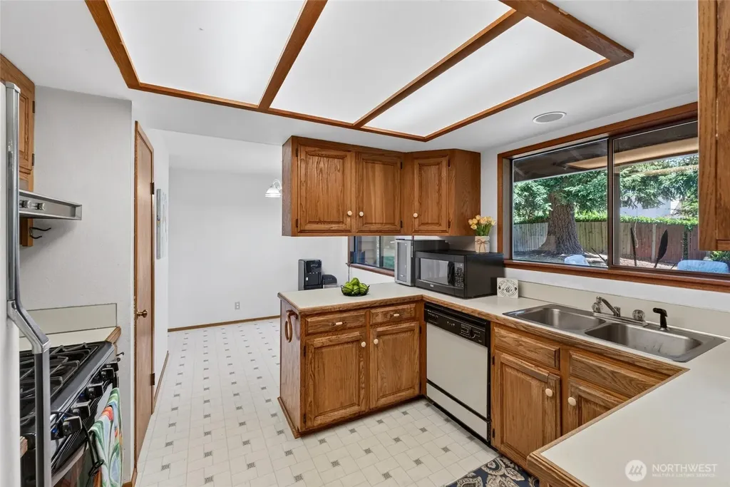 5000 NE 6th Street Renton WA 98059