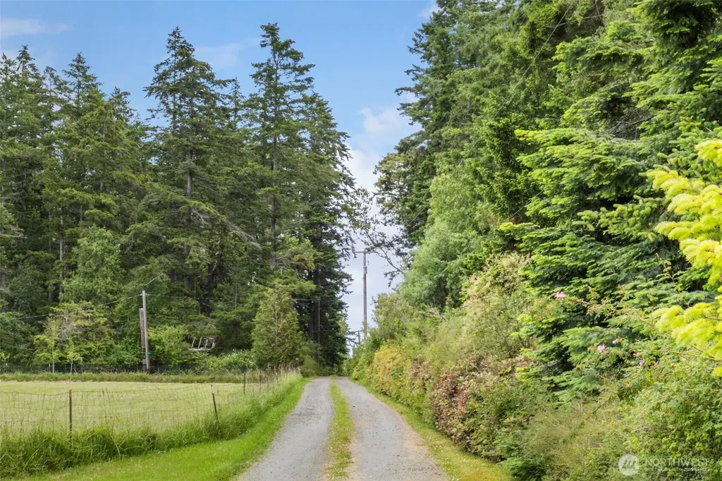 193 Plute Road Nordland WA 98358