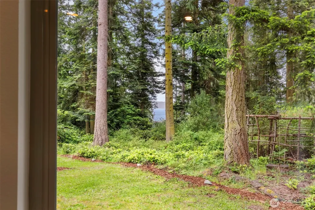 193 Plute Road Nordland WA 98358