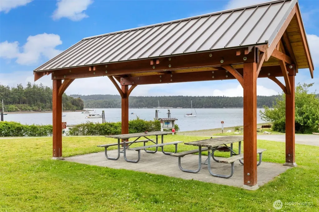 193 Plute Road Nordland WA 98358
