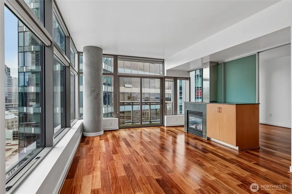 2033 2nd Avenue Seattle WA 98121