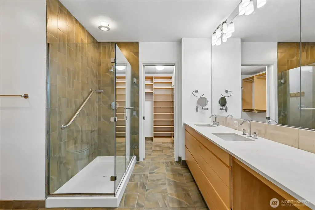 2033 2nd Avenue Seattle WA 98121