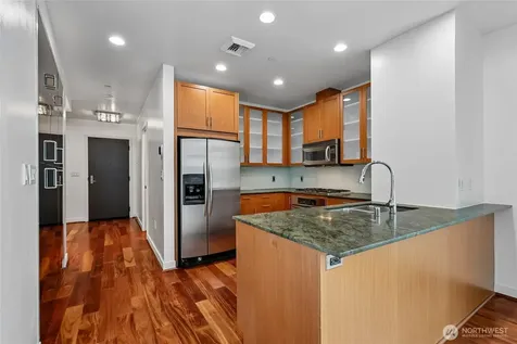 2033 2nd Avenue Seattle WA 98121