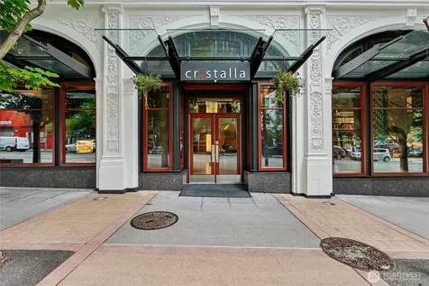 2033 2nd Avenue Seattle WA 98121