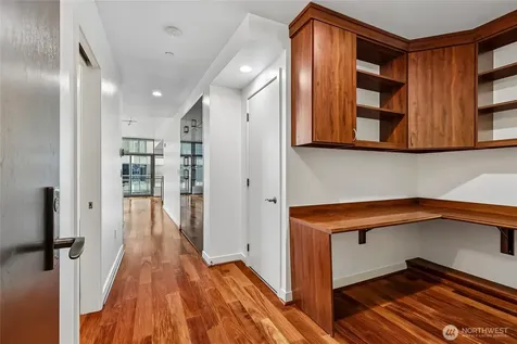 2033 2nd Avenue Seattle WA 98121