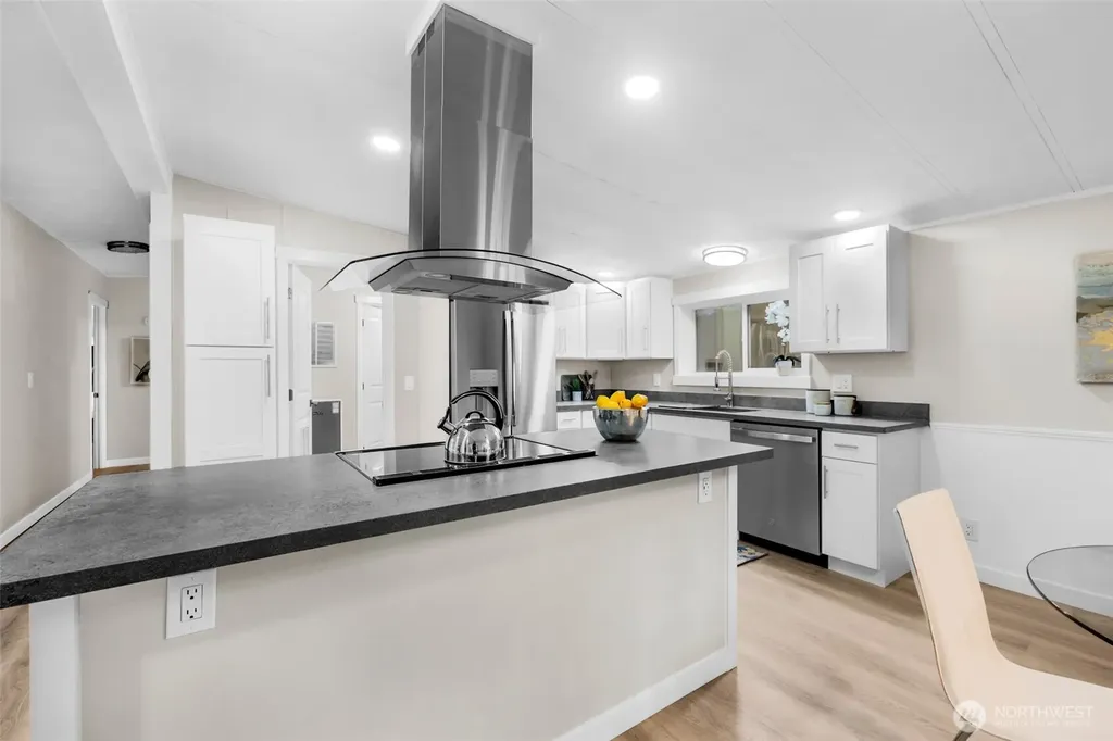 931 236th Place SW Bothell WA 98021